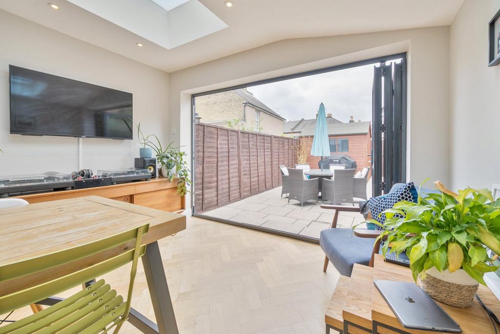 Kitchen/Garden