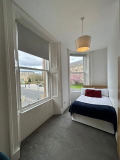 4 bedroom flat to rent, Union Street, City Centre DD1