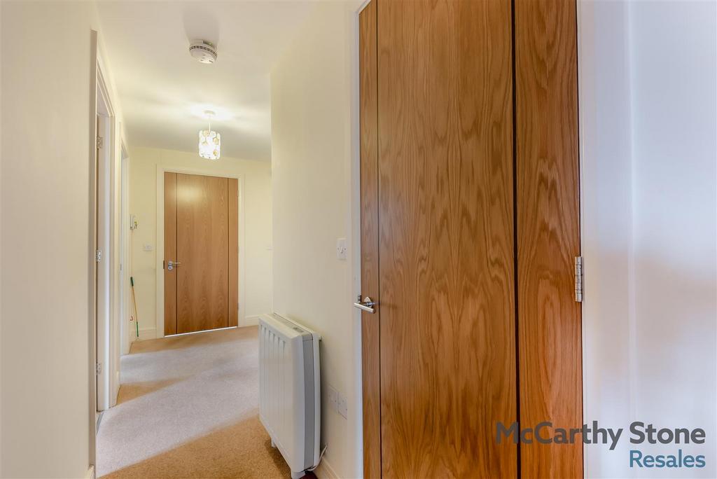 8637561-interior12.jpg