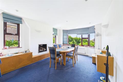 4 bedroom detached house for sale, Spacious detached family home within Tickenham