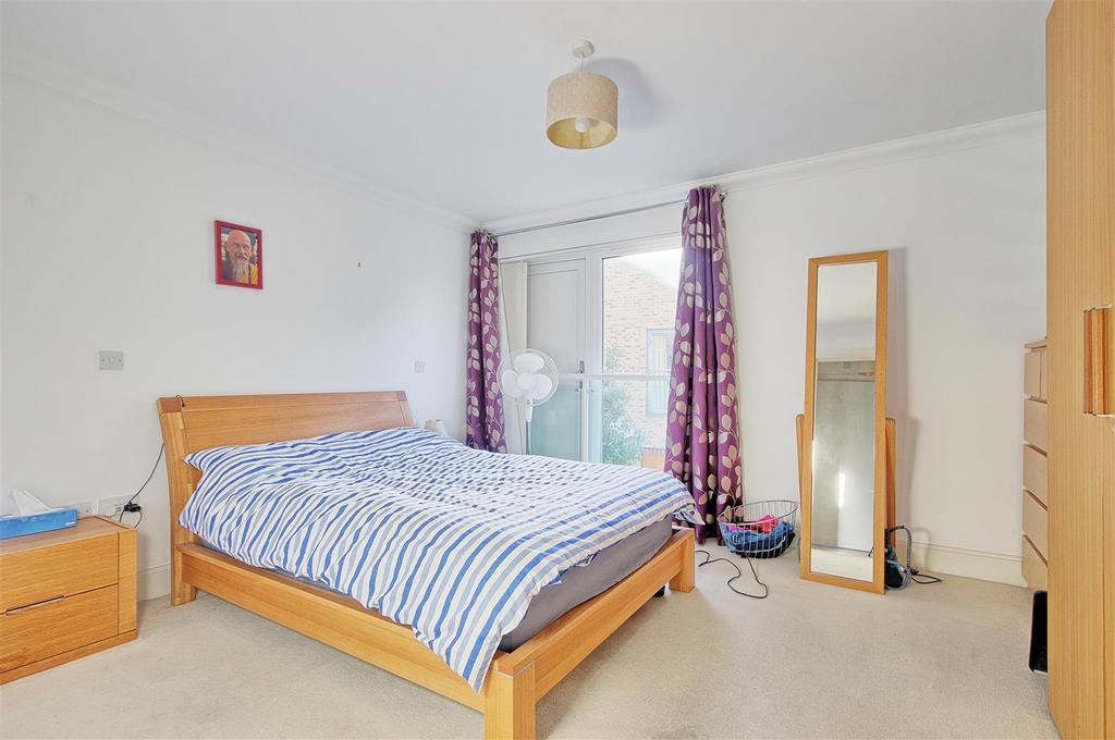 Bedroom two.jpg