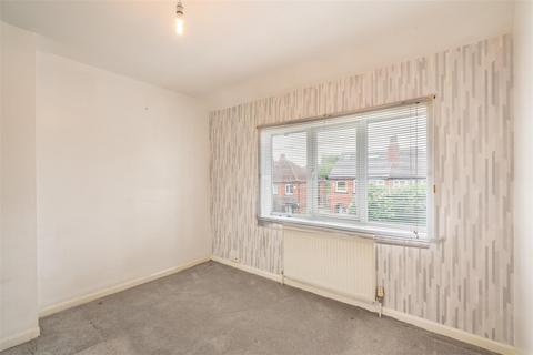 37 Lea Farm Grove, Leeds, LS5 3QJ