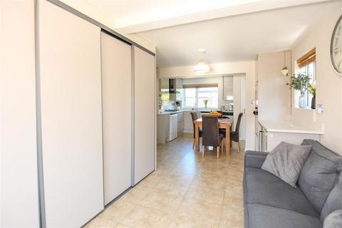 75 Beech Grove, Trowbridge, BA14 0HQ