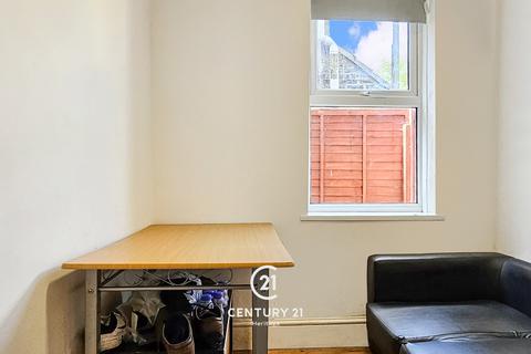 undefined, Murchison Road, Leytonstone, London