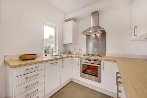 1 bedroom flat for sale, Sumatra Road, West Hampstead, London, NW6