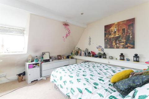 33 Pembroke Road, Clifton, Bristol, BS8 3BE