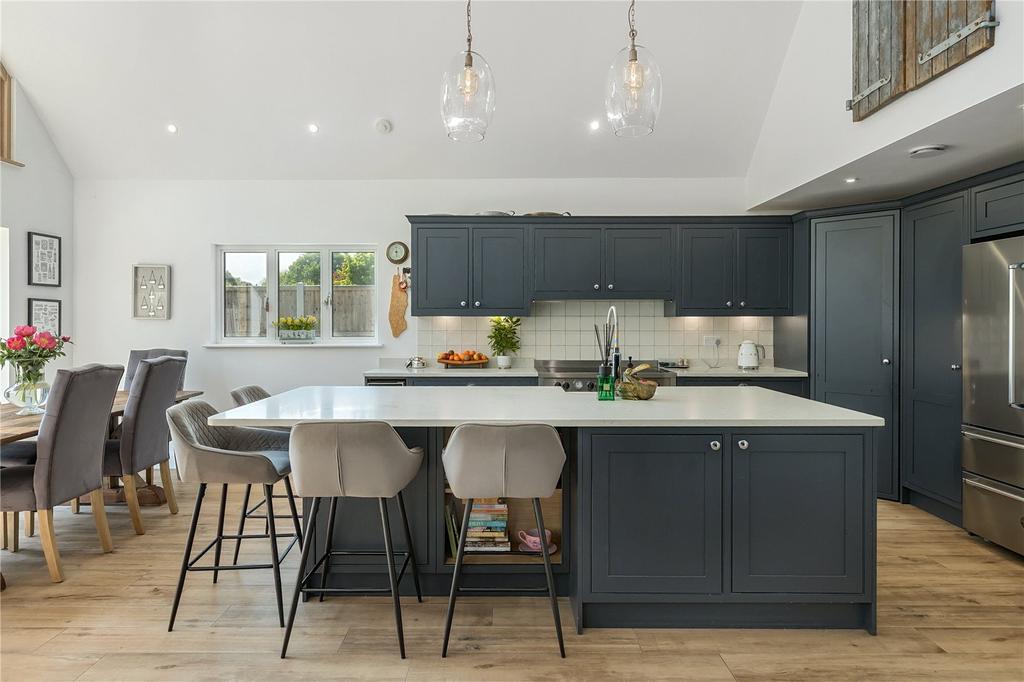 Kitchen/Dining