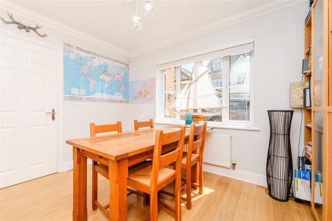 41 Oldfield Drive, Wouldham, Rochester, ME1 3GP