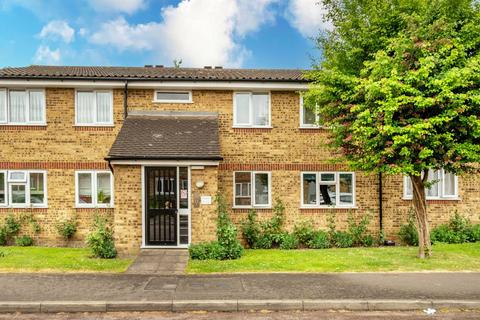 2 bedroom flat for sale, Flanders Court, Walthamstow, London, E17