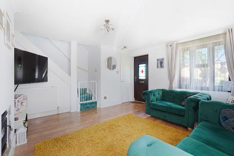 27 Ashbee Close, Snodland, ME6 5HQ