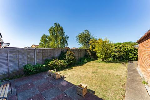14 Chislehurst Road, Carlton Colville, Lowestoft, NR33 8BY
