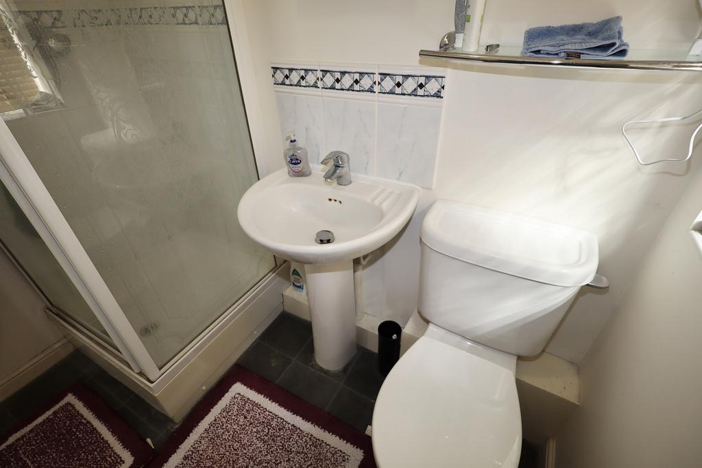 Ensuite