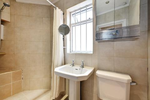 2 bedroom apartment for sale, Carlton House