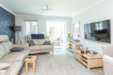 6 Shore Close, Herne Bay, CT6 8FH