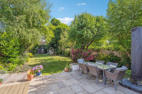 31 Mount View, Rickmansworth, WD3 7BB