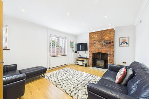 107 Tuffley Avenue, Gloucester, GL1 5NP