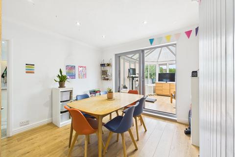 107 Tuffley Avenue, Gloucester, GL1 5NP