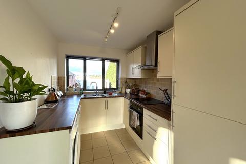 2 bedroom apartment for sale, Castle Road, Kidderminster, DY11