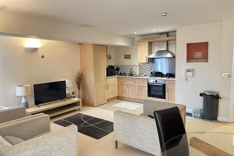 1 bedroom flat for sale, Flat 74, Hermitage Court, Honeywell Close,
