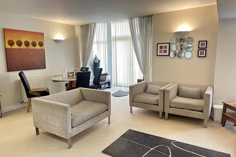 1 bedroom flat for sale, Flat 74, Hermitage Court, Honeywell Close,