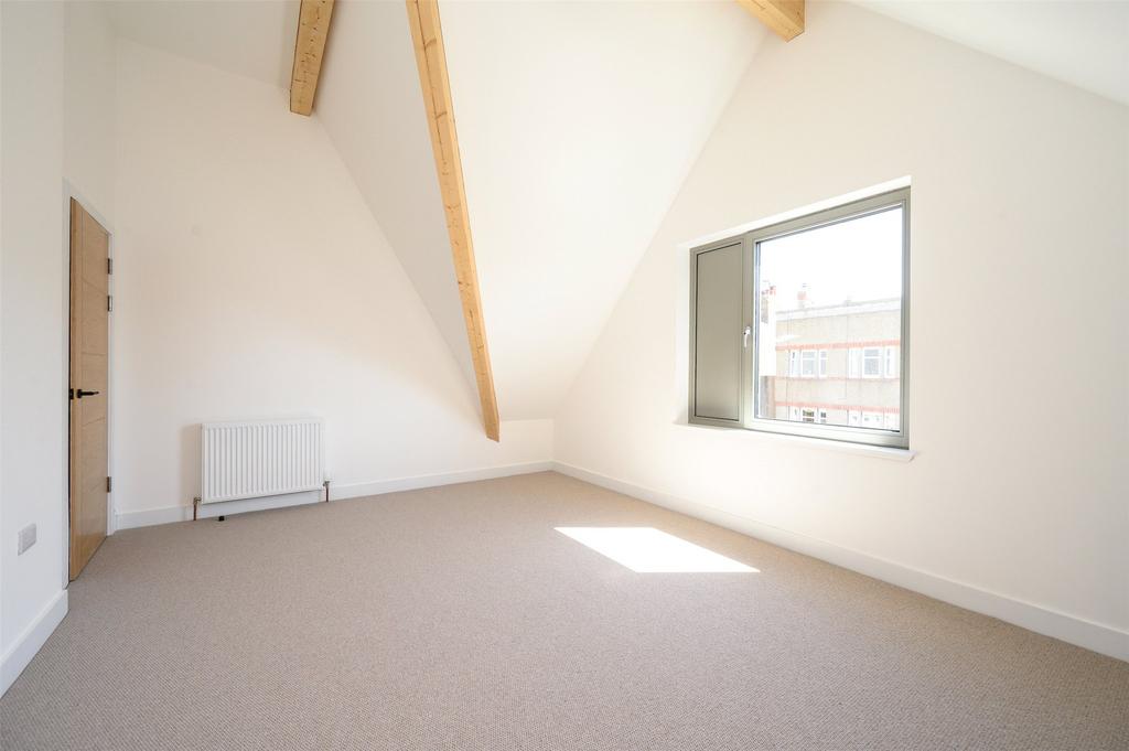 Double Bedroom 4