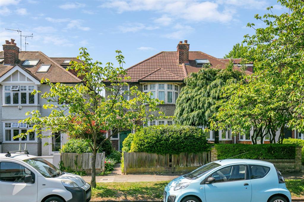 Staveley Road, W4 - FOR SALE
