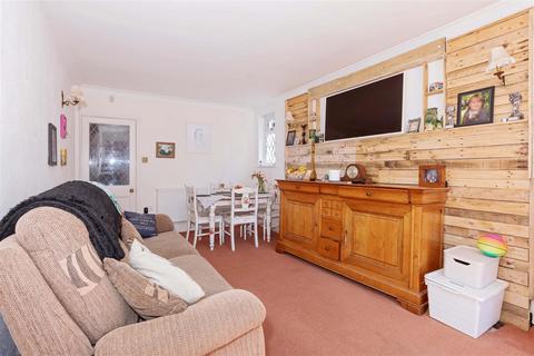 53 Boundary Road, Worthing, BN11 4LL