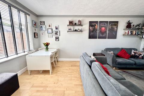 3 bedroom terraced house for sale, Shottery Walks, Stockport SK6