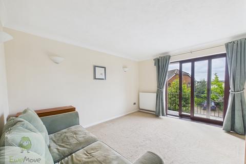22 Brissenden Close, Upnor, Rochester, ME2 4XW
