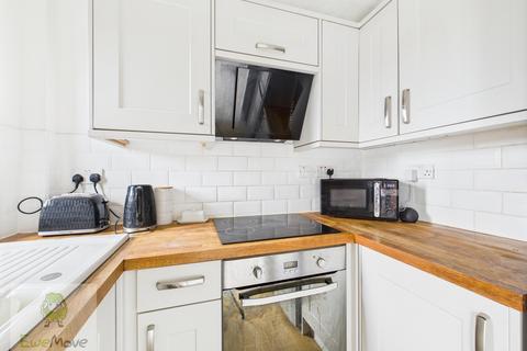 22 Brissenden Close, Upnor, Rochester, ME2 4XW