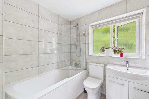 22 Brissenden Close, Upnor, Rochester, ME2 4XW