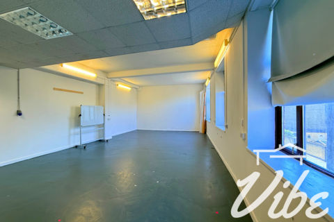 Warehouse to rent, Sampson Street, London E1W