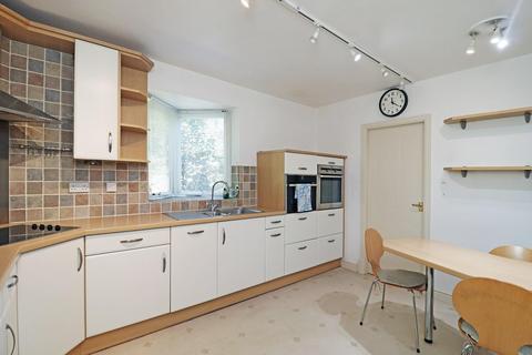 2 bedroom apartment for sale, Leicester Road, Hale