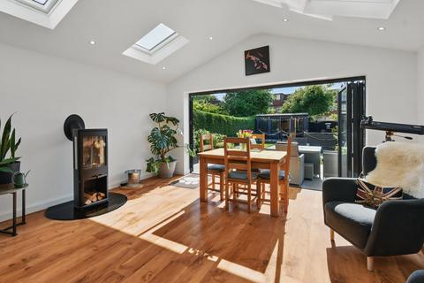 11 Cornwall Drive, Fulford, York, YO10 4LG