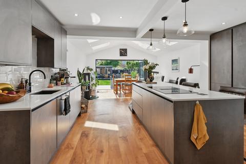 11 Cornwall Drive, Fulford, York, YO10 4LG