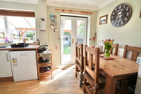 116 Broadgate Close, Northrepps, Cromer, NR27 0LR