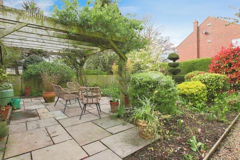 4 bedroom detached house for sale, Main Road, Thorngumbald, Hull, HU12 9NA
