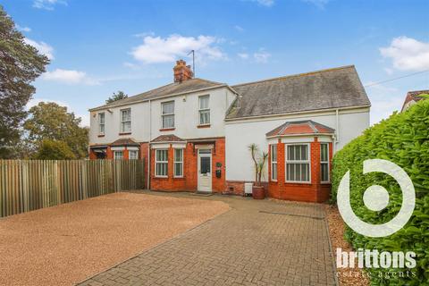 Castle Rising Road, South Wootton, King's Lynn