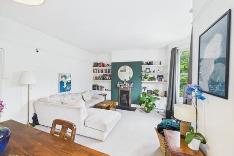 2 bedroom flat for sale, Elliscombe Road, Charlton, SE7