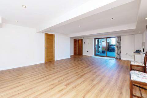Lower Standridge Farm Moorgate Road, Barnoldswick, BB18 5SG