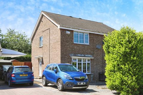 2 bedroom semi-detached house for sale, Welwyn Park Drive, Hull, East Riding Of Yorkshire, HU6