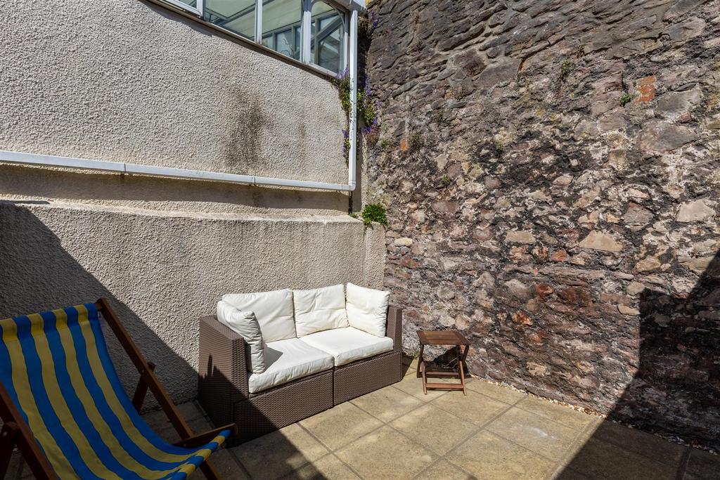 6 Beaufort Mews-6.jpg