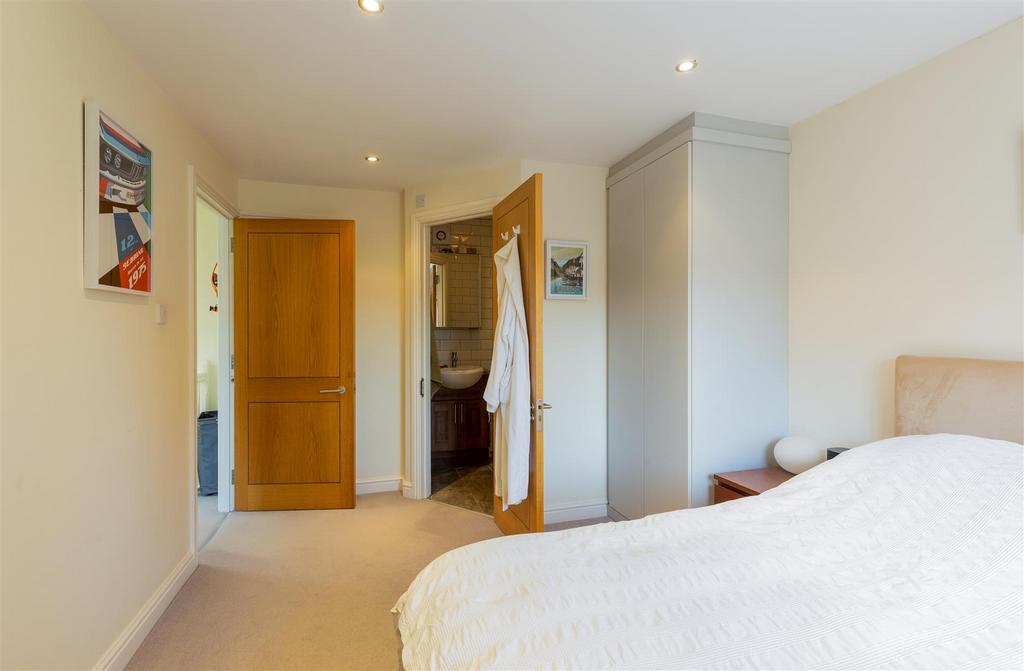 6 Beaufort Mews-17.jpg