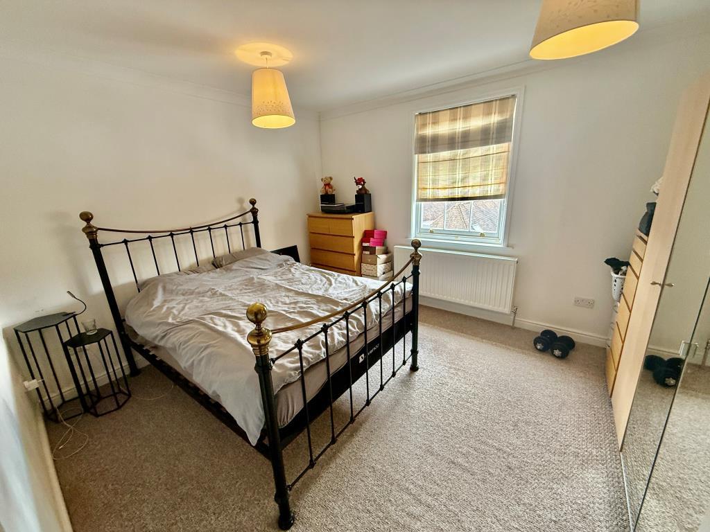 Flat three bedroom