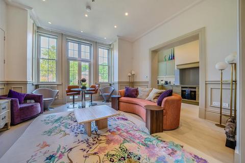 undefined, Barrons Chase,  Petersham/Richmond,  TW10