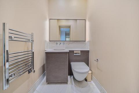 undefined, Barrons Chase,  Petersham/Richmond,  TW10