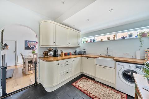 20 Hare Lane, Godalming, GU7 3EE