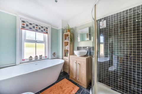 20 Hare Lane, Godalming, GU7 3EE