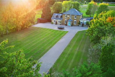 7 bedroom detached house for sale, Lower Hartlip Road, Hartlip, Sittingbourne, Kent, ME9