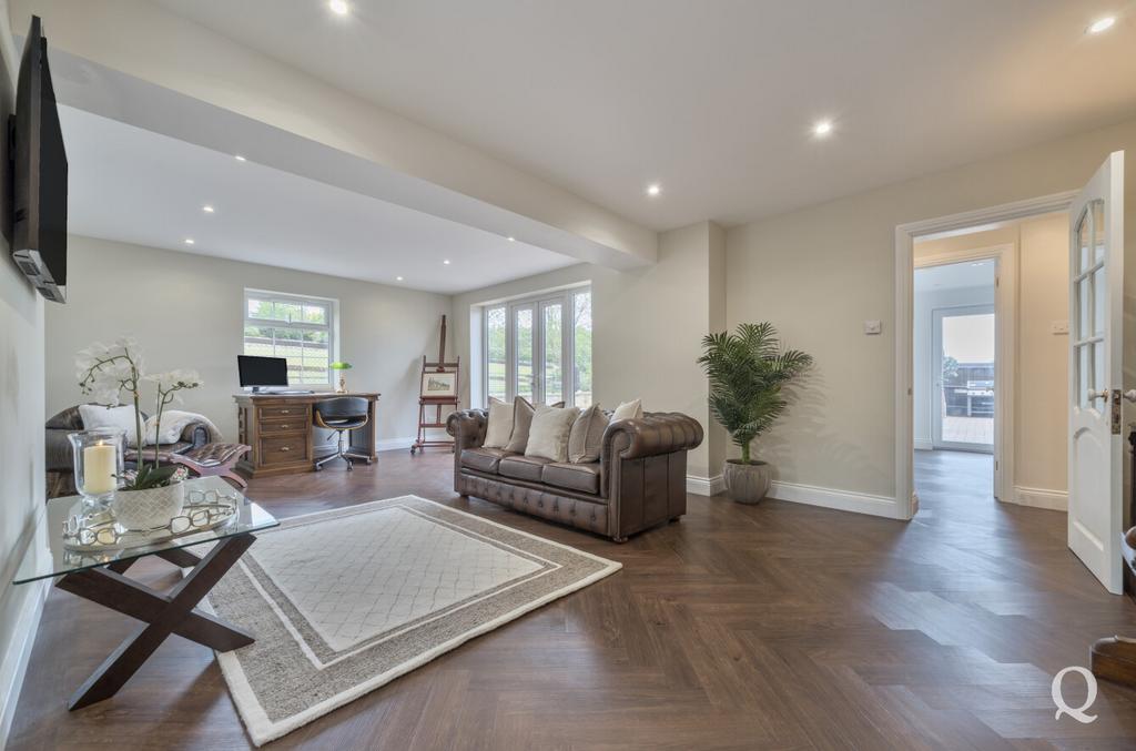 B2bc7156-4341-474...